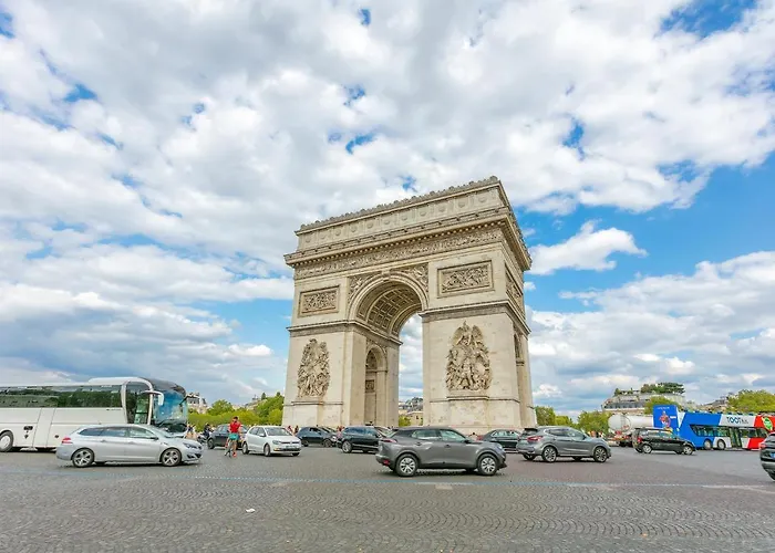 Arc De Triomphe Luxury Place Apartment
