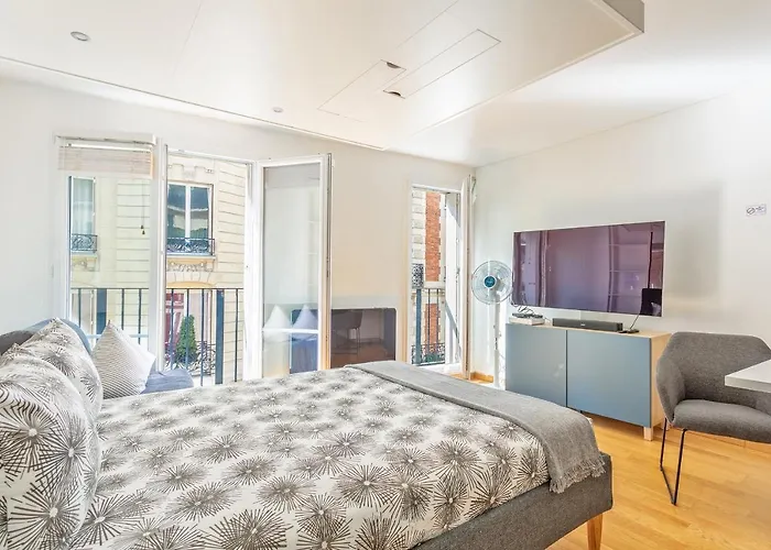 Apartment Arc De Triomphe Luxury Place Paris